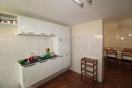Apartamento à venda com 320m², 4 quartos e 1 vagaCasa 2 - Sala / Cozinha
