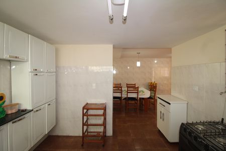 Apartamento à venda com 320m², 4 quartos e 1 vagaCasa 2 - Sala / Cozinha
