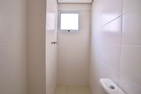Apartamento para alugar com 41m², 2 quartos e 1 vaga Apartamento para alugar com 41m², 2 quartos e 1 vagaBanheiro