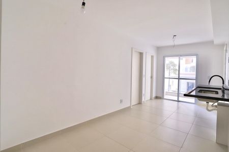 Apartamento para alugar com 41m², 2 quartos e 1 vaga Apartamento para alugar com 41m², 2 quartos e 1 vagaSala/Cozinha