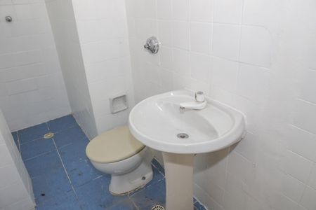 Apartamento para alugar com 188m², 2 quartos e sem vaga Apartamento para alugar com 188m², 2 quartos e sem vagaBanheiro 2