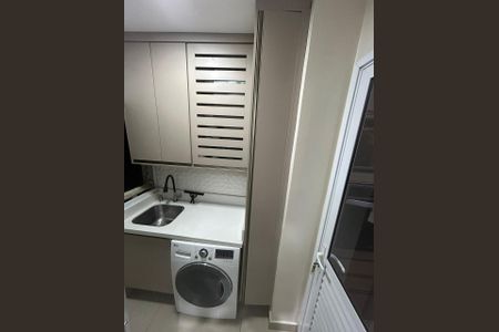 Apartamento à venda com 73m², 2 quartos e 2 vagas Apartamento à venda com 73m², 2 quartos e 2 vagasÁrea de serviço
