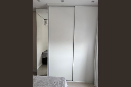 Apartamento à venda com 73m², 2 quartos e 2 vagas Apartamento à venda com 73m², 2 quartos e 2 vagasQuarto