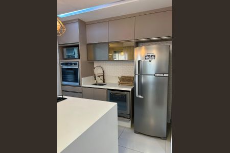 Apartamento à venda com 73m², 2 quartos e 2 vagas Apartamento à venda com 73m², 2 quartos e 2 vagasCozinha