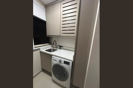 Apartamento à venda com 73m², 2 quartos e 2 vagas Apartamento à venda com 73m², 2 quartos e 2 vagasÁrea de serviço