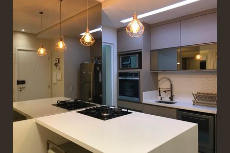 Apartamento à venda com 73m², 2 quartos e 2 vagas Apartamento à venda com 73m², 2 quartos e 2 vagasCozinha