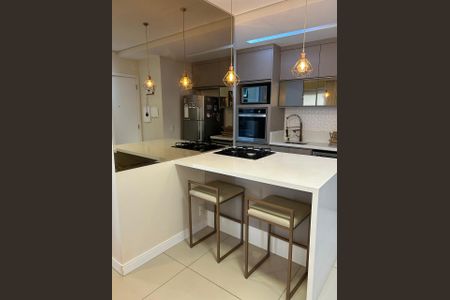 Apartamento à venda com 73m², 2 quartos e 2 vagas Apartamento à venda com 73m², 2 quartos e 2 vagasSala