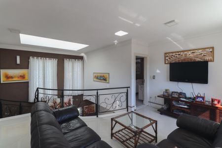Casa à venda com 637m², 4 quartos e 4 vagasHall