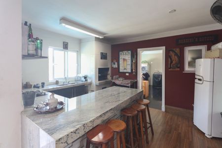 Casa à venda com 637m², 4 quartos e 4 vagasCozinha