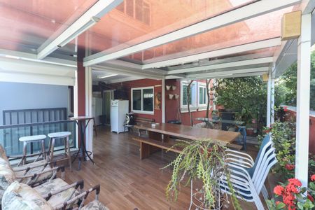 Casa à venda com 637m², 4 quartos e 4 vagasÁrea externa