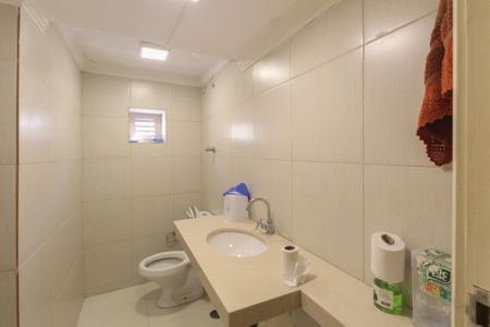 Casa à venda com 637m², 4 quartos e 4 vagasBanheiro 3