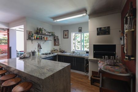 Casa à venda com 637m², 4 quartos e 4 vagasCozinha