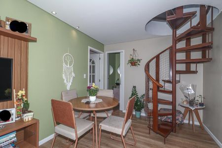 Sala de apartamento à venda com 3 quartos, 139m² em Petrópolis, Porto Alegre