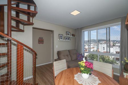 Sala de apartamento à venda com 3 quartos, 139m² em Petrópolis, Porto Alegre