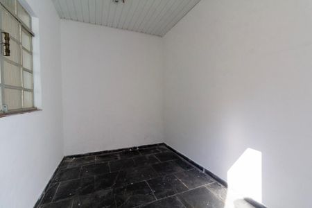 Casa à venda com 164m², 2 quartos e 2 vagasEdicula