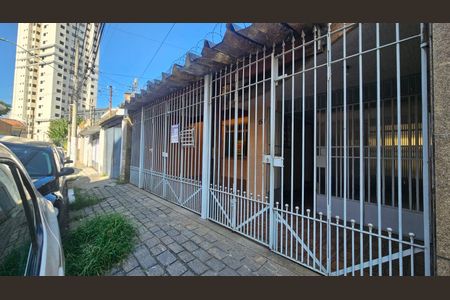 Casa à venda com 164m², 2 quartos e 2 vagasFachada 
