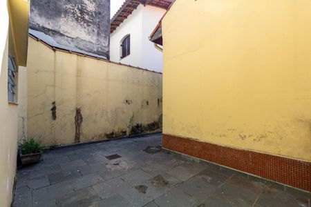 Casa à venda com 164m², 2 quartos e 2 vagasQuintal