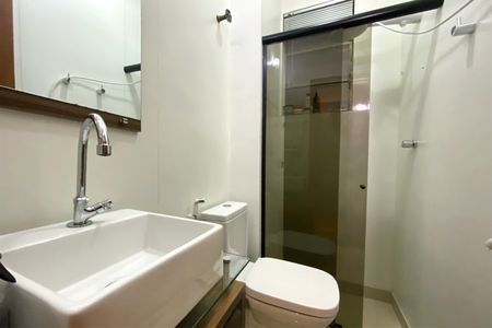 Apartamento à venda com 48m², 2 quartos e 1 vaga Apartamento à venda com 48m², 2 quartos e 1 vagaBanheiro