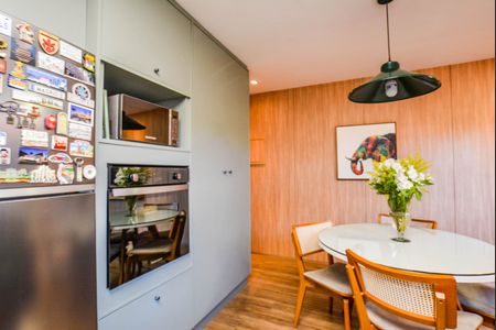 Apartamento à venda com 129m², 2 quartos e 2 vagasCozinha