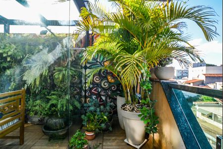 Apartamento à venda com 129m², 2 quartos e 2 vagasCobertura