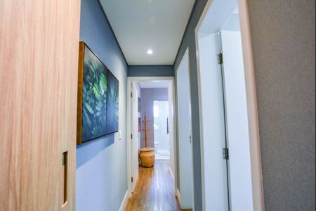 Apartamento à venda com 129m², 2 quartos e 2 vagasCorredor