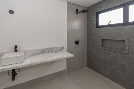 Casa de condomínio para alugar com 236m², 3 quartos e 4 vagas