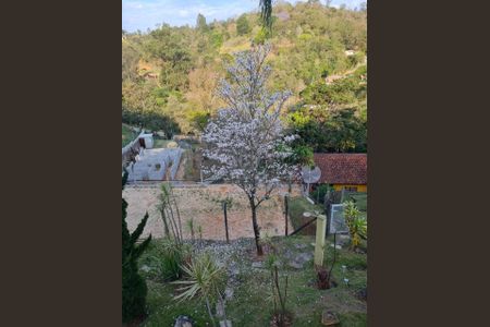 Casa à venda com 736m², 3 quartos e 4 vagas Casa à venda com 736m², 3 quartos e 4 vagasÁrea externa