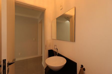 Casa à venda com 354m², 4 quartos e 6 vagasLavabo