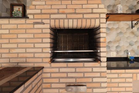 Casa à venda com 354m², 4 quartos e 6 vagasÁrea Gourmet - Churrasqueira