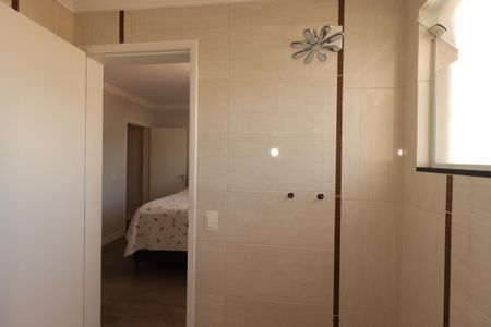 Casa à venda com 354m², 4 quartos e 6 vagasBanheiro da Suíte