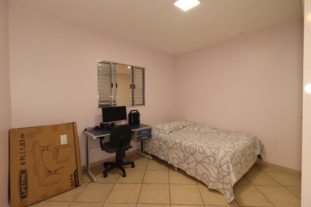 Casa à venda com 354m², 4 quartos e 6 vagasEdícula