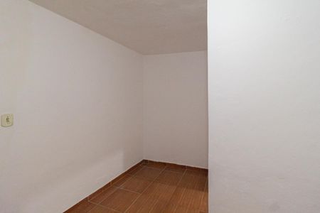 Casa para alugar com 30m², 1 quarto e sem vaga Casa para alugar com 30m², 1 quarto e sem vagaQuarto