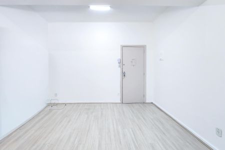 Quarto de kitnet/studio para alugar com 1 quarto, 30m² em Centro, Rio de Janeiro