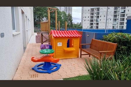 Apartamento à venda com 36m², 2 quartos e 1 vaga Apartamento à venda com 36m², 2 quartos e 1 vagaÁrea comum - Playground
