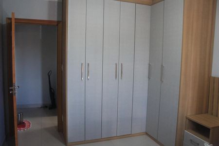 Casa à venda com 123m², 2 quartos e 2 vagasQuarto 1