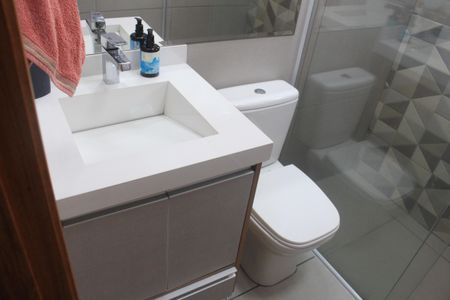 Casa à venda com 123m², 2 quartos e 2 vagasBanheiro 2