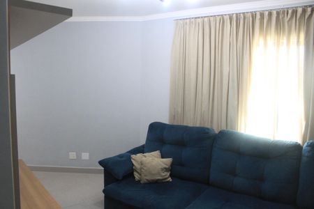 Casa à venda com 123m², 2 quartos e 2 vagasSala