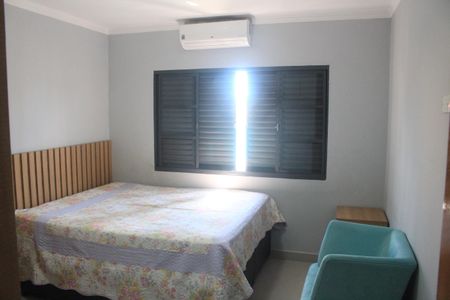 Casa à venda com 123m², 2 quartos e 2 vagasQuarto 1