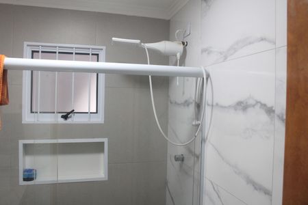 Casa à venda com 123m², 2 quartos e 2 vagasBanheiro 1