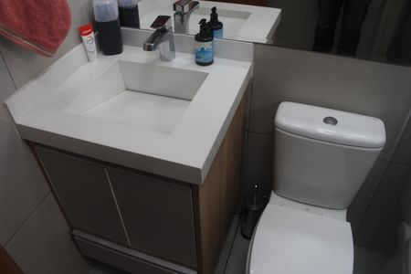 Casa à venda com 123m², 2 quartos e 2 vagasBanheiro 2