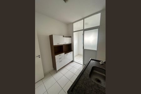 Apartamento à venda com 58m², 2 quartos e 1 vagaCozinha