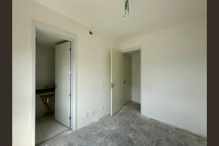 Apartamento à venda com 198m², 3 quartos e 3 vagas Apartamento à venda com 198m², 3 quartos e 3 vagasSuíte 3