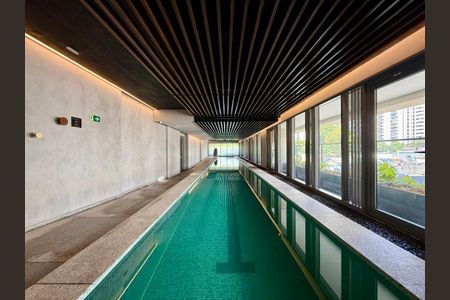 Apartamento à venda com 198m², 3 quartos e 3 vagas Apartamento à venda com 198m², 3 quartos e 3 vagasPiscina Coberta