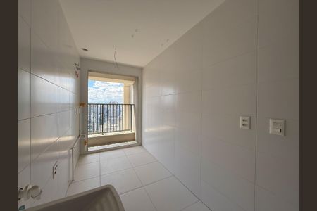 Apartamento à venda com 198m², 3 quartos e 3 vagas Apartamento à venda com 198m², 3 quartos e 3 vagasÁrea de Serviço