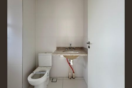 Apartamento à venda com 198m², 3 quartos e 3 vagas Apartamento à venda com 198m², 3 quartos e 3 vagasBanheiro Suíte 3