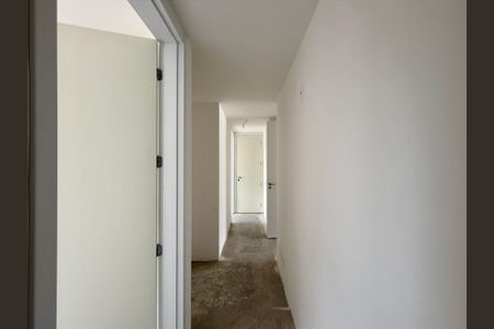 Apartamento à venda com 198m², 3 quartos e 3 vagas Apartamento à venda com 198m², 3 quartos e 3 vagasCorredor Suítes