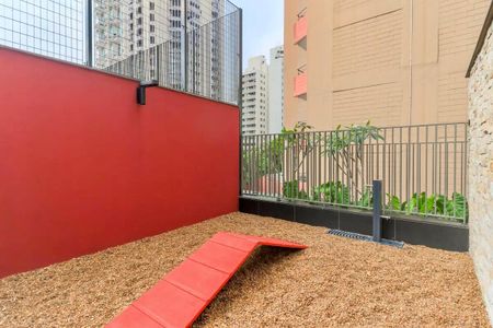 Apartamento à venda com 198m², 3 quartos e 3 vagas Apartamento à venda com 198m², 3 quartos e 3 vagasEspaço Pet