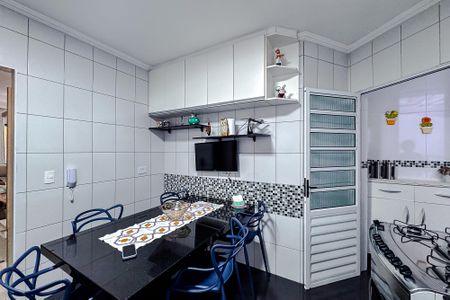 Casa de condomínio à venda com 155m², 3 quartos e 2 vagas Casa de condomínio à venda com 155m², 3 quartos e 2 vagasCozinha