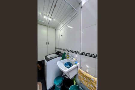 Casa de condomínio à venda com 155m², 3 quartos e 2 vagas Casa de condomínio à venda com 155m², 3 quartos e 2 vagasÁrea de Serviço