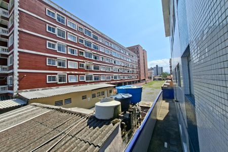 Vista da rua  de apartamento para alugar com 1 quarto, 90m² em Vila Tupi, Praia Grande